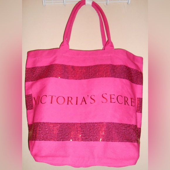 Victoria’s Secret Limited Edition Extra Large Bling Sequin Tote Weekender - Picture 12 of 12